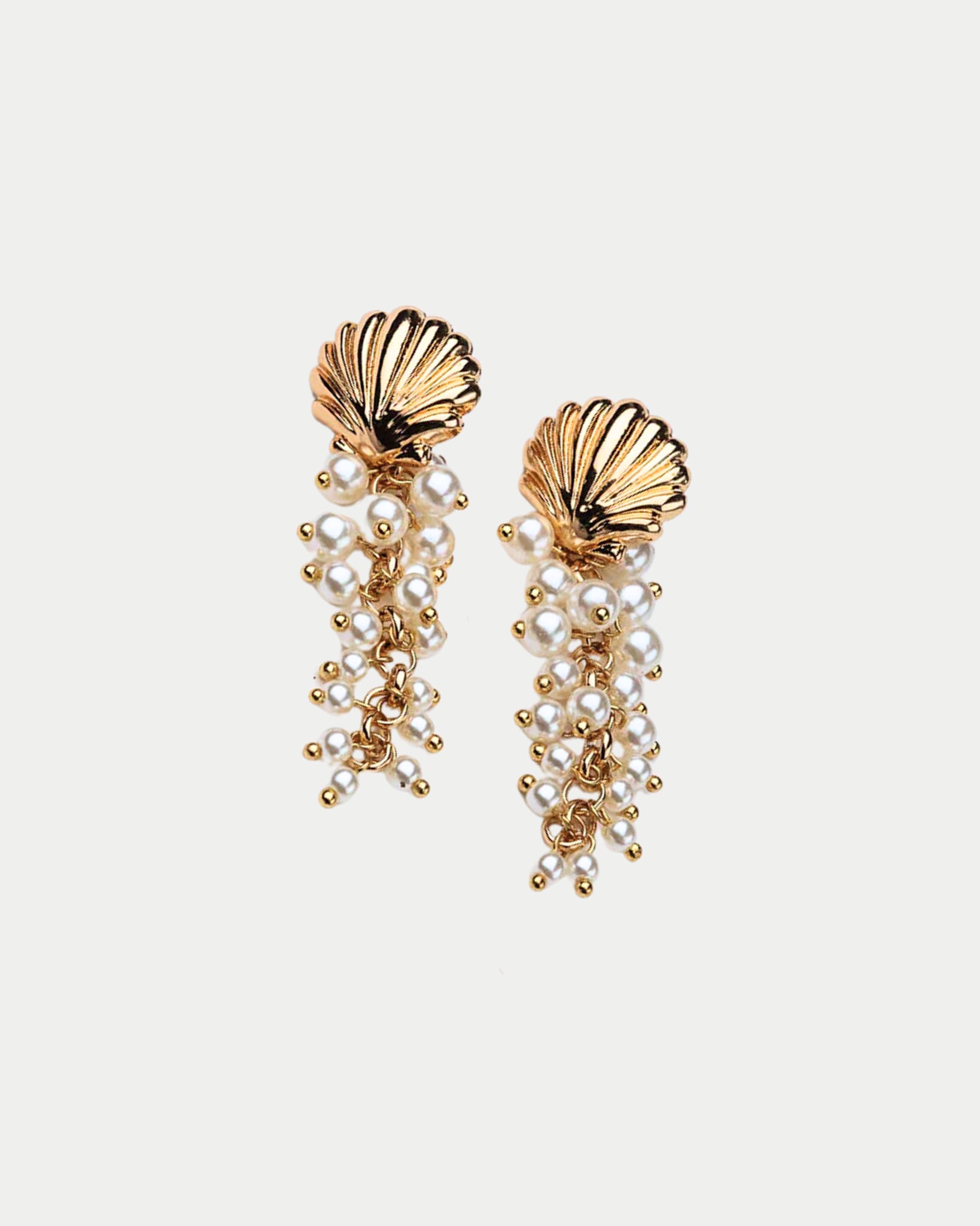 Shell Earrings Multi Pearls