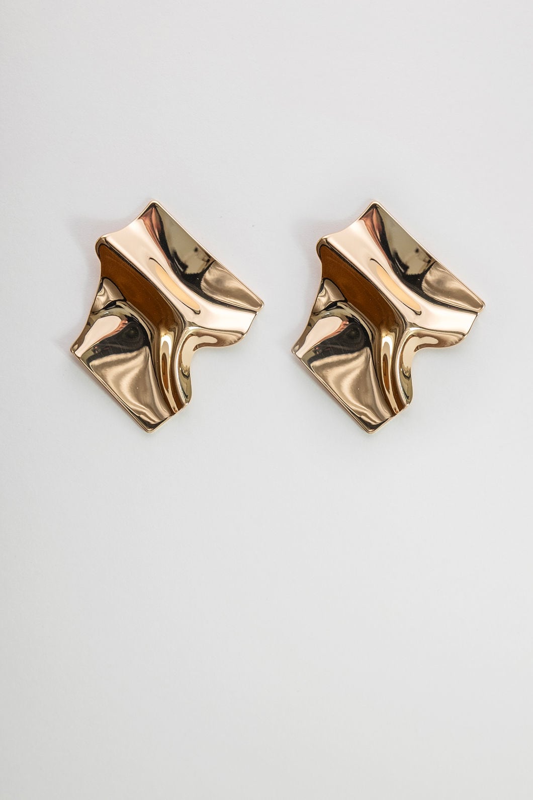 Deia Earrings