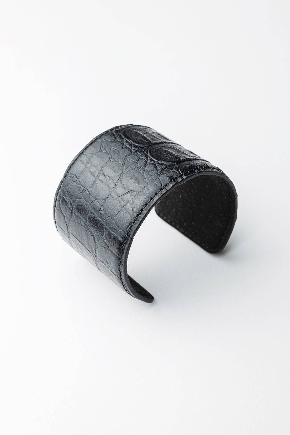 Leather Croco Cuff Bracelet Black