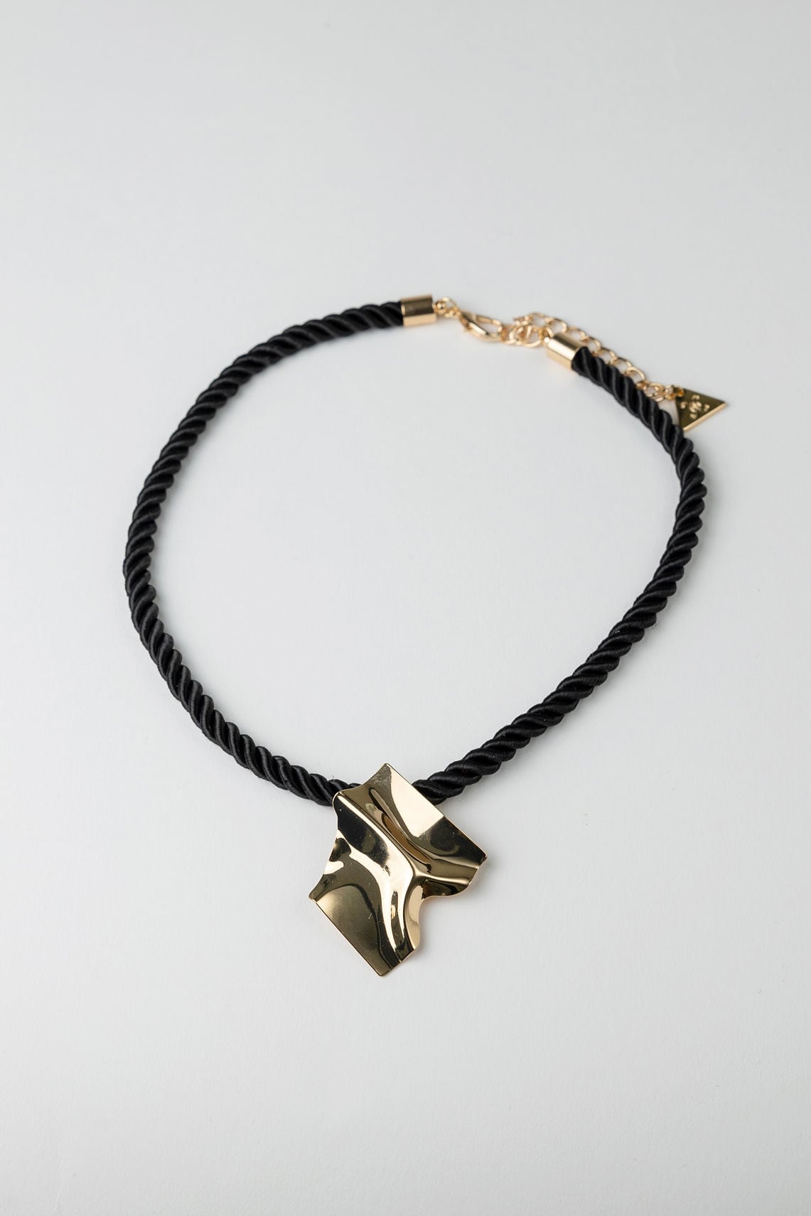 Deia Necklace