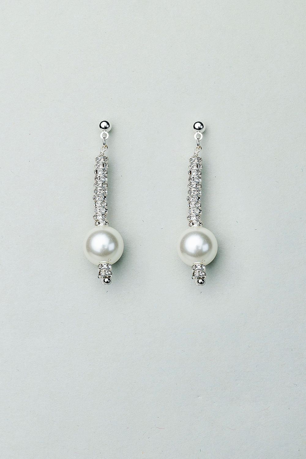 Pearl Glow Pin Earrings Silver