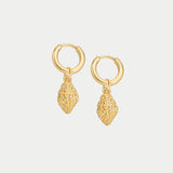 Twisted Shell Hoops
