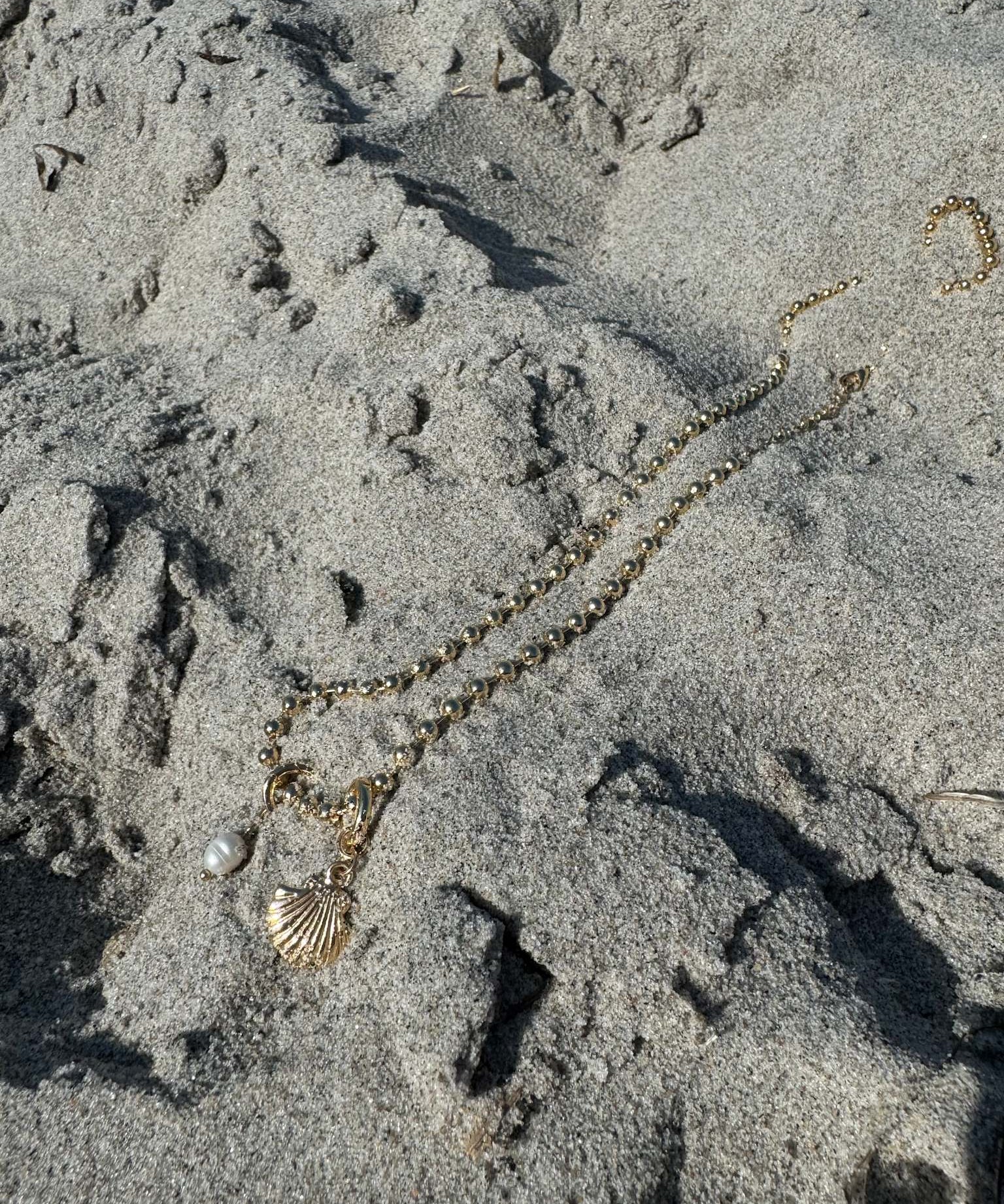 Charm Pearl & Shell