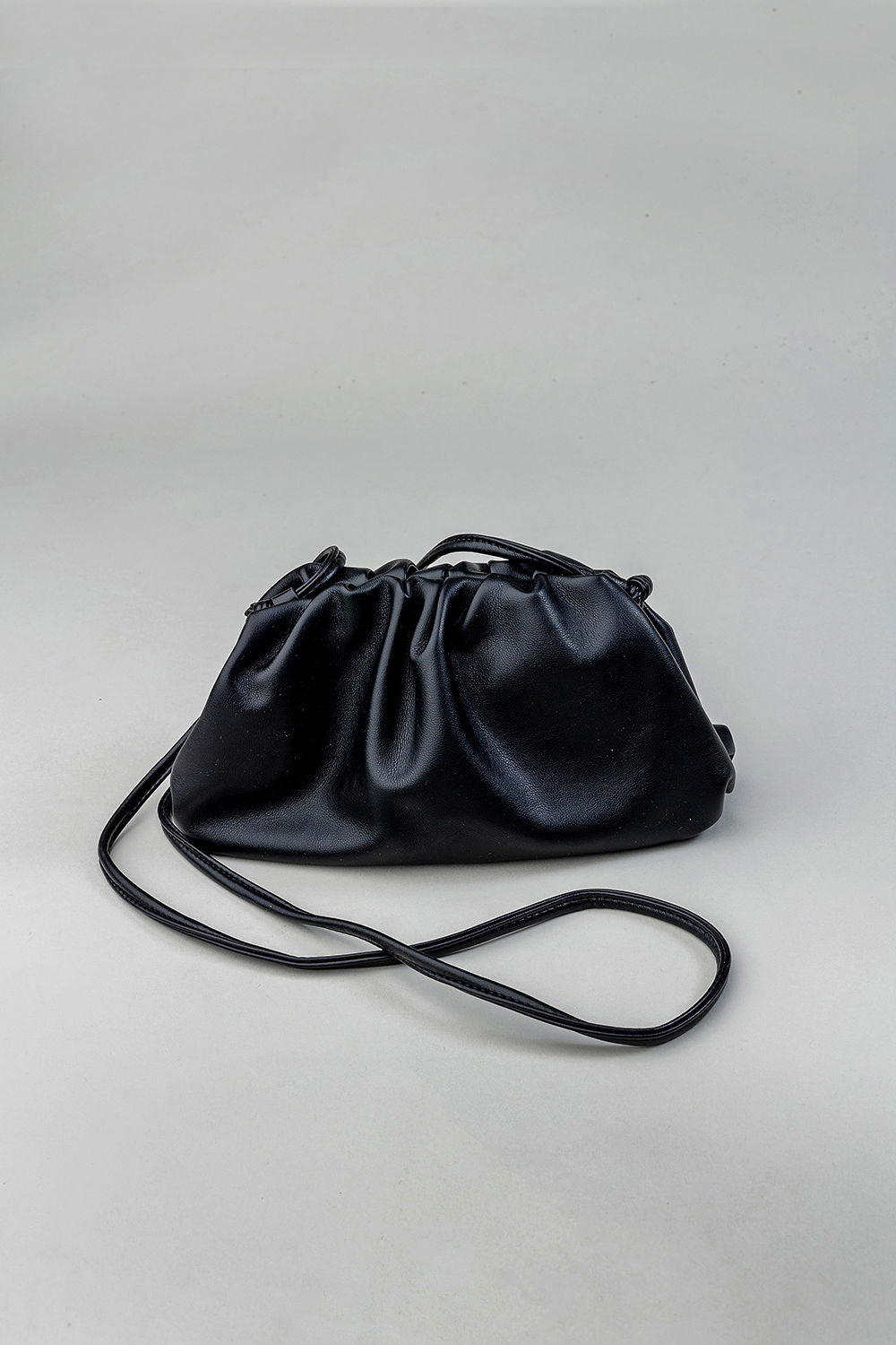 Dumpling Bag Black- Pre Order!