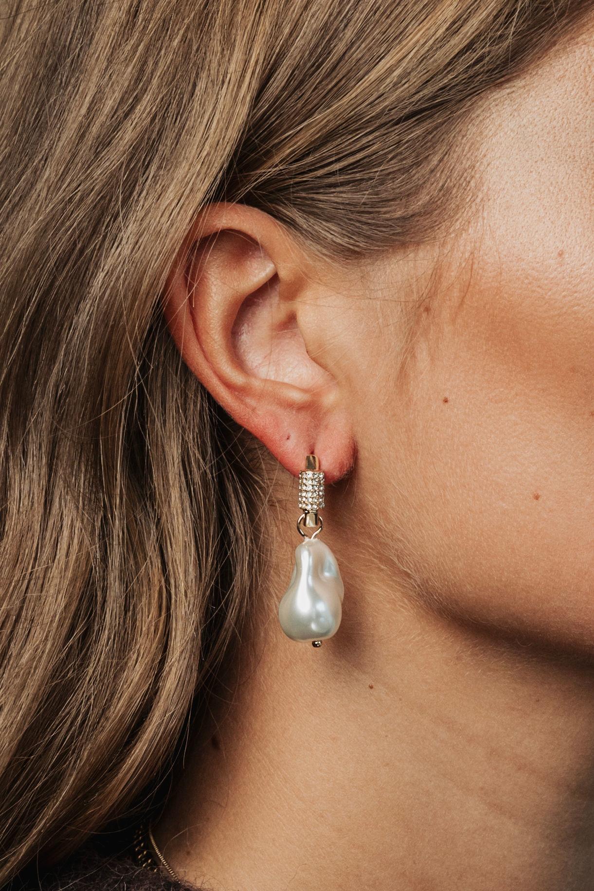 Pearl Square Earrings