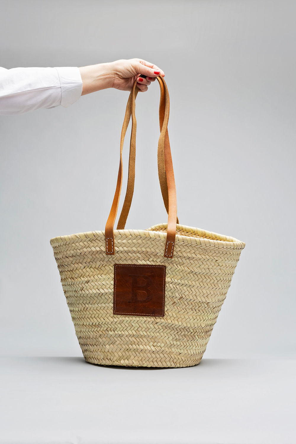 Straw Bag Classic B logo