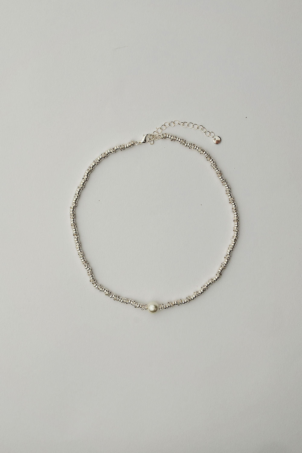 Glow Short Necklace Silver