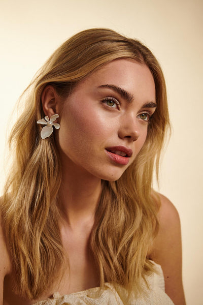 Flower Pearl Earrings