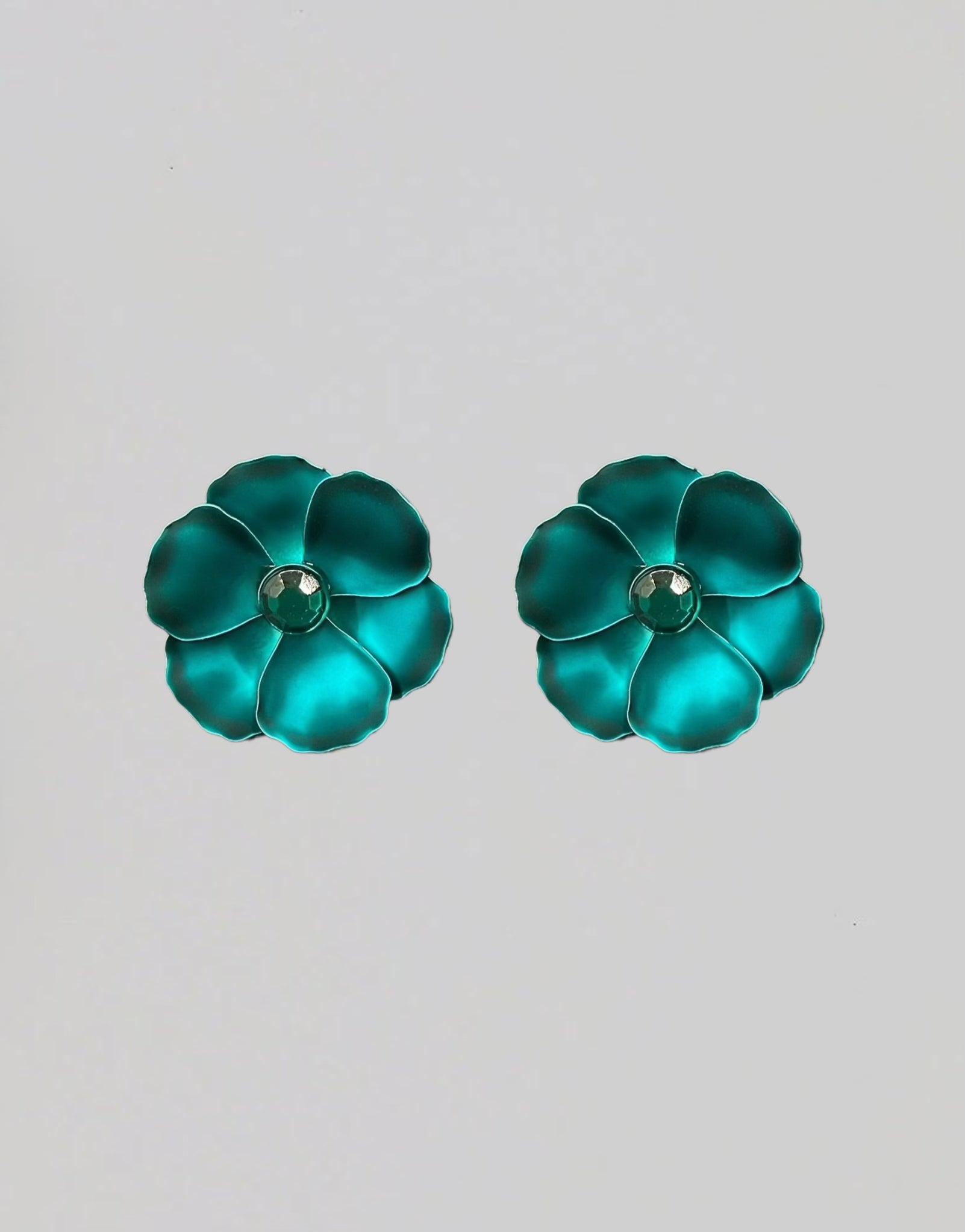 Flower Small Earrings Dark Green Metallic cz