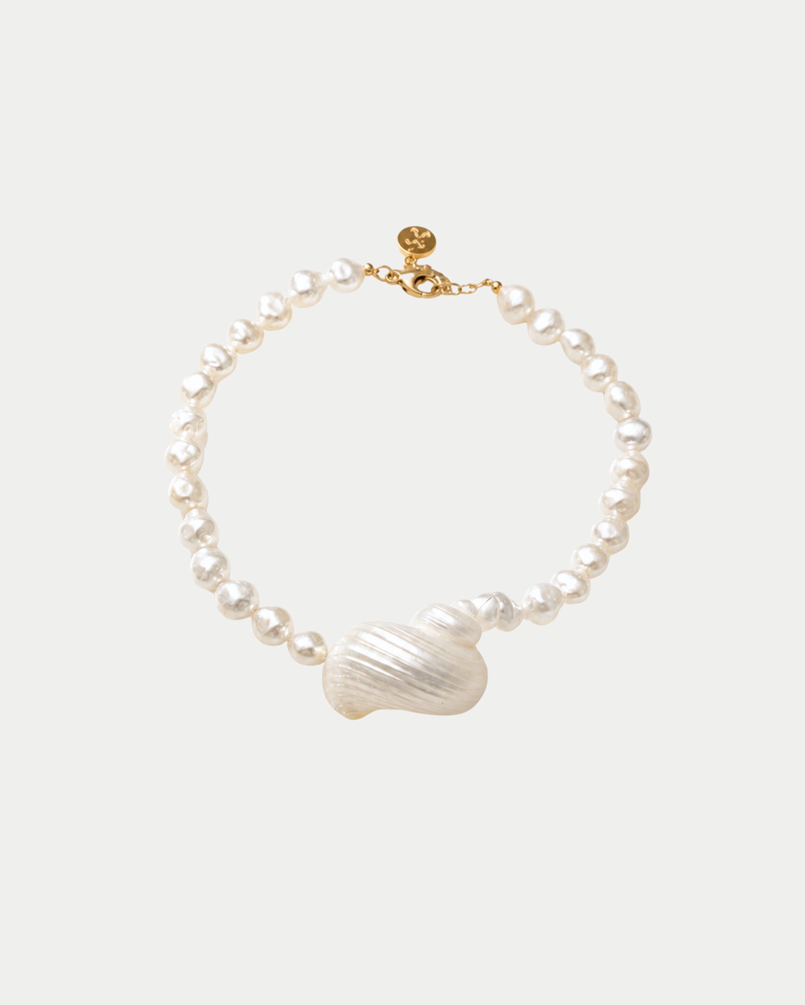 Bold Shell Necklace – BOW19 Details
