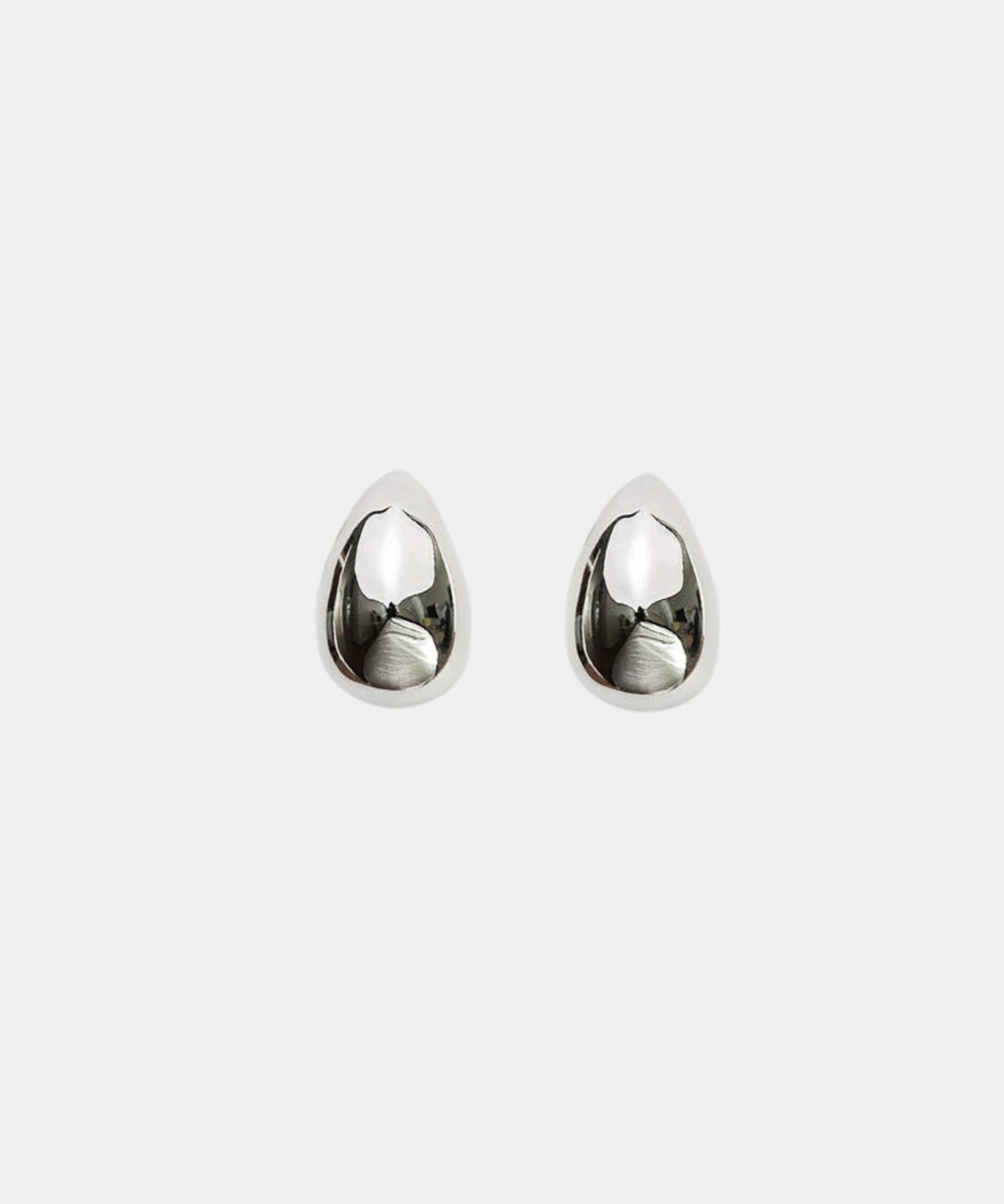 Leo Drop Earrings