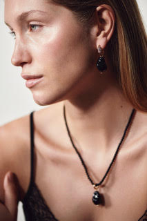 Petite Black Pearl Necklace