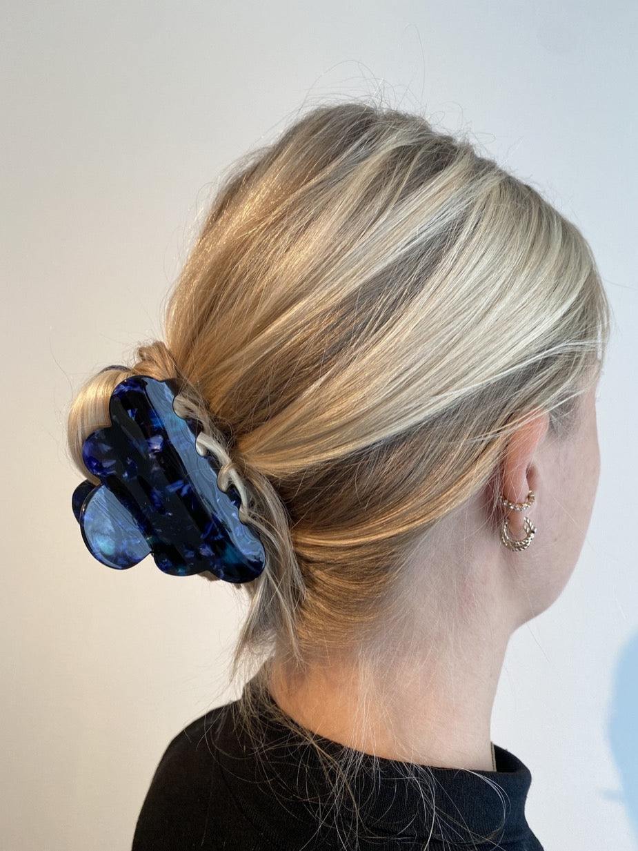 hair clip blue