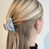 hair clip grey