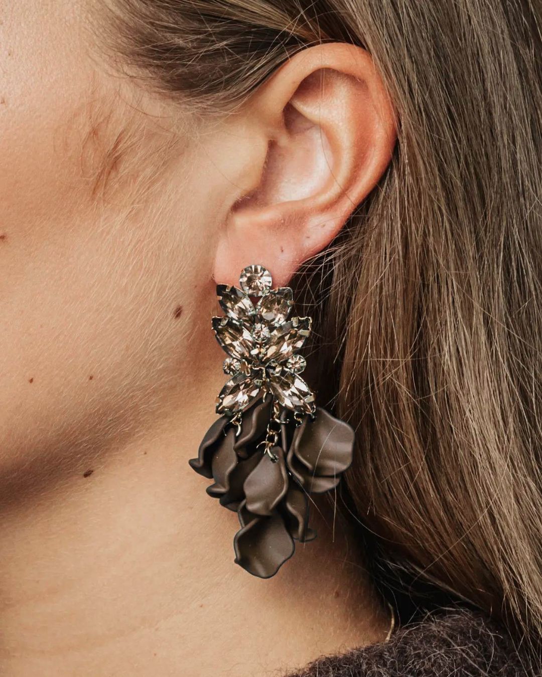 Leaf Big Stone Earrings