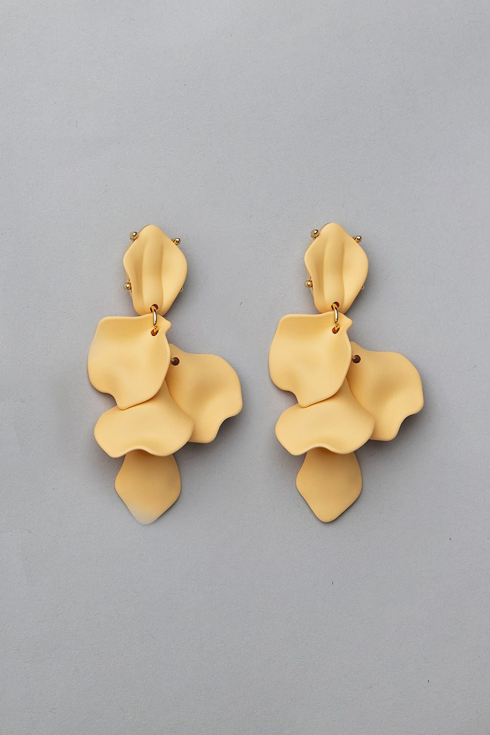 Leaf Thin Earrings Soft Yellow