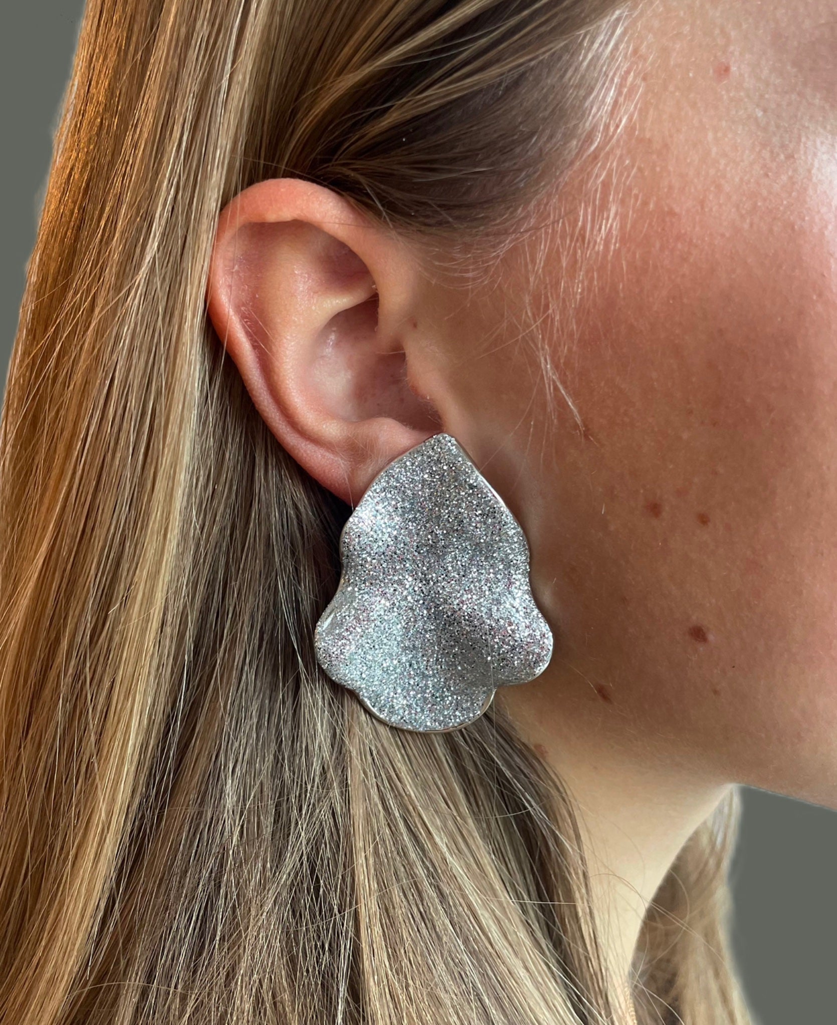 Lip Earrings Silver Glitter