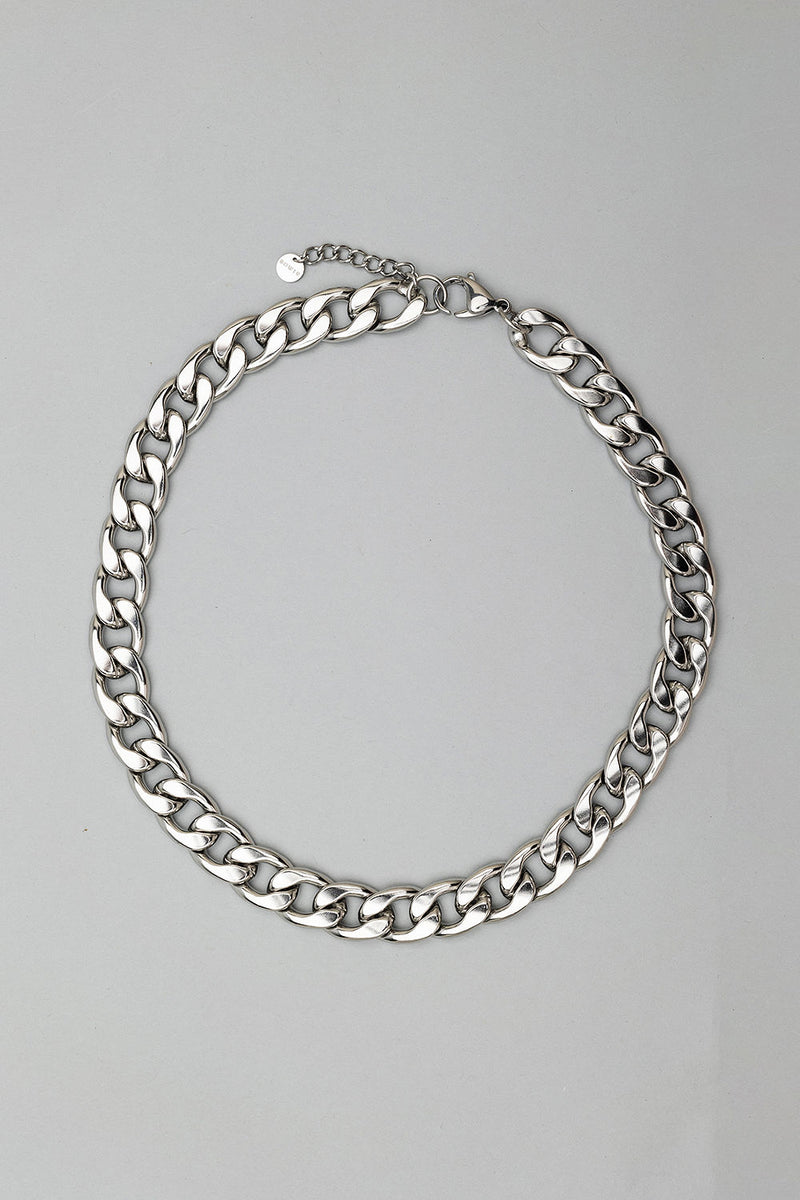Diora Plain Necklace Silver