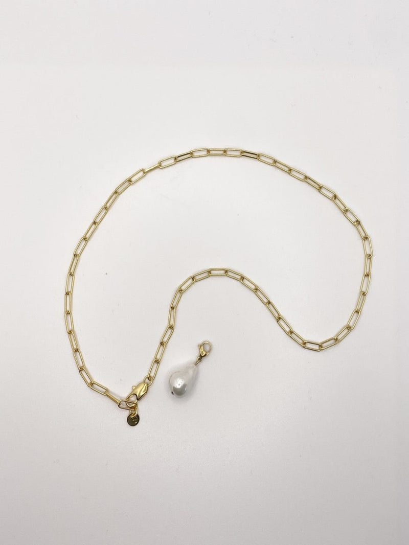 avtagbar pärla i guld halsband
