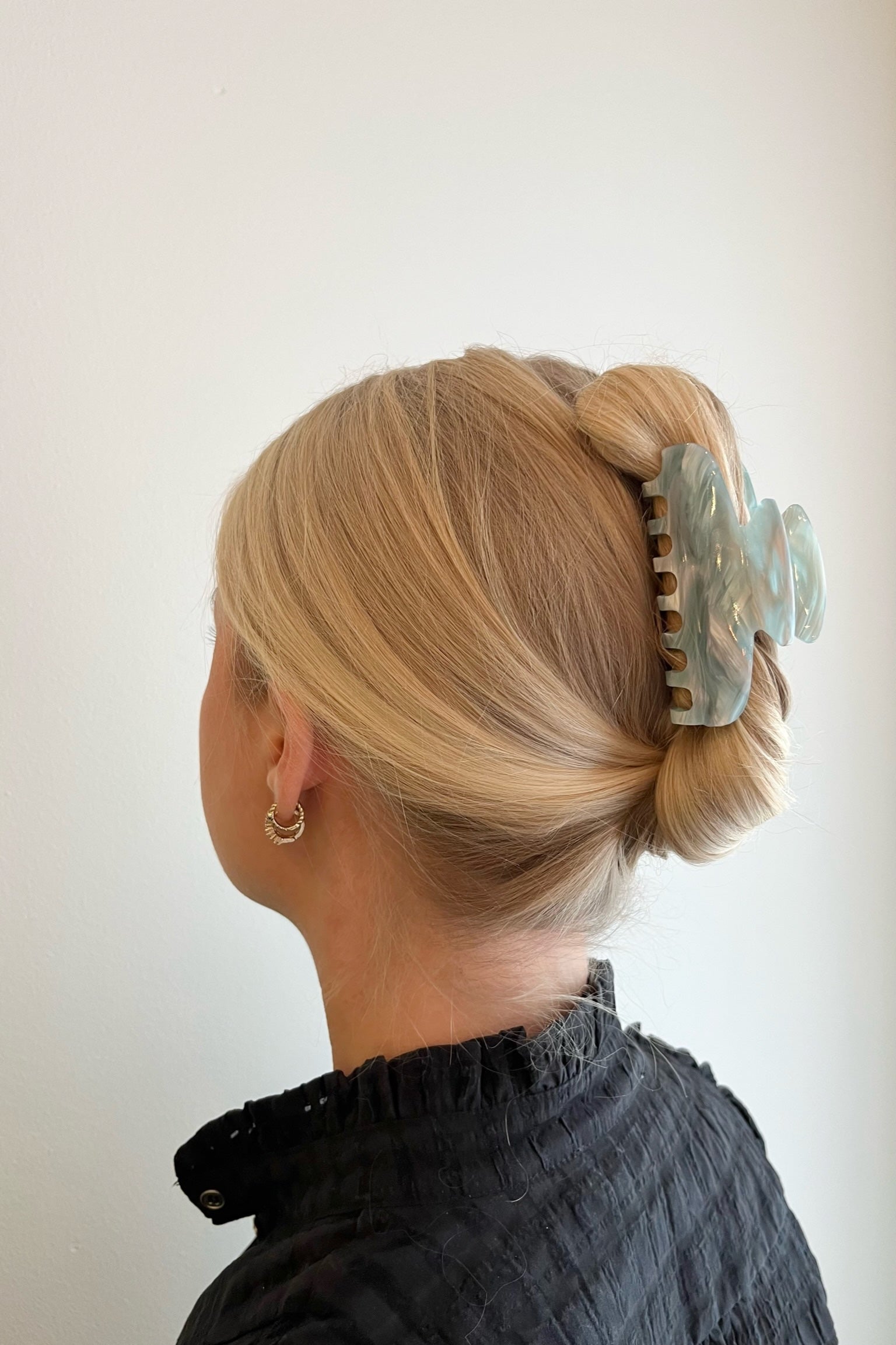 Hair Clip Pearl Blue